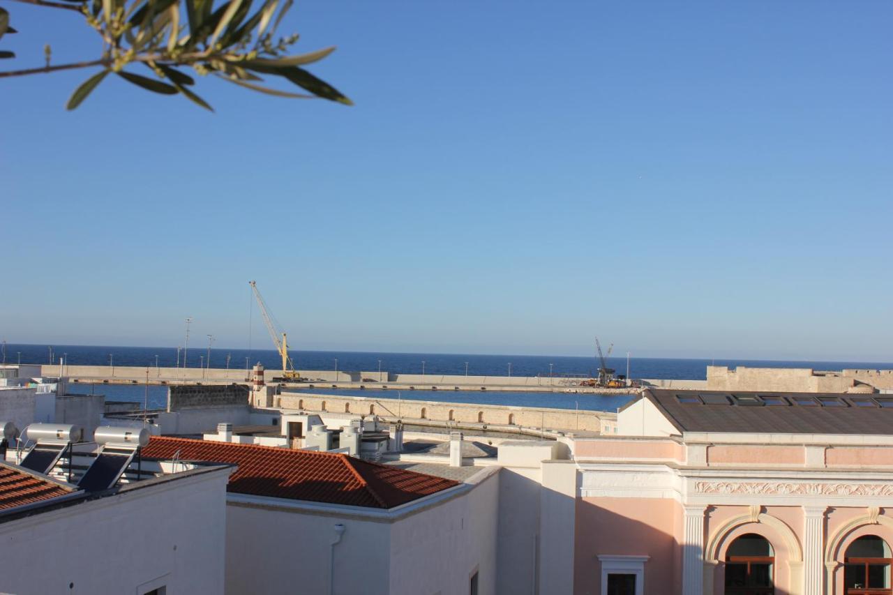 Palazzo Dei Gesuiti Appartamento Con Terrazza Privata Monopoli Eksteriør bilde