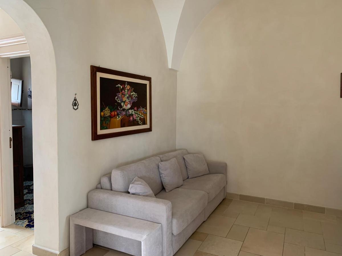 Palazzo Dei Gesuiti Appartamento Con Terrazza Privata Monopoli Eksteriør bilde